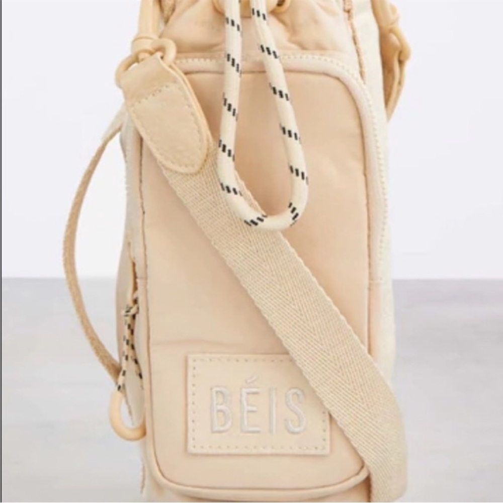 Beis Water Sling